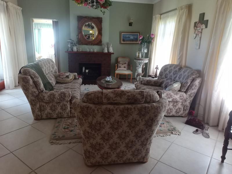 4 Bedroom Property for Sale in Gansbaai Central Western Cape